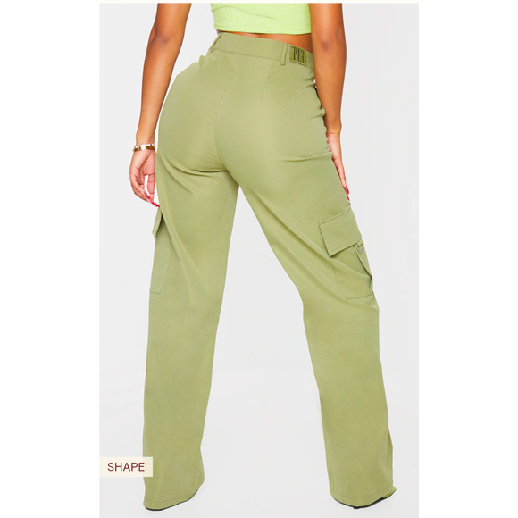 PRETTYLITTLETHING Shape Khaki Buckle Cargo Wide Leg Pants NWT Size 2 - Picture 3 of 7